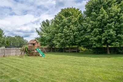 6526 Sugargrove Circle NE, Canton, OH 44721 - Photo 44