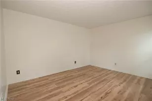 6526 Sugargrove Cir NE, Canton, OH 44721 - Photo 20