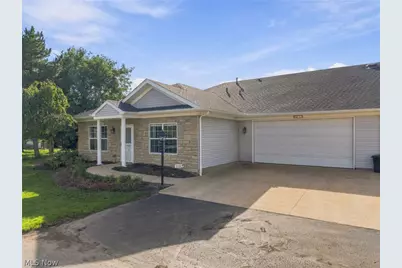 3105 Whitewood Street NW, North Canton, OH 44720 - Photo 2