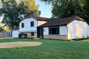 34139 Pearl St, North Ridgeville, OH 44039 - Photo 4