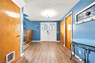 4837 Leigh Ave NW, Canton, OH 44709 - Photo 2
