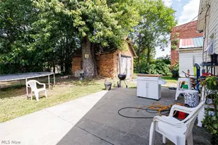 113 E 4th St, Uhrichsville, OH 44683 - Photo 2