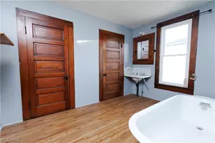 113 E 4th St, Uhrichsville, OH 44683 - Photo 16