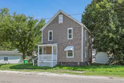517 N Park Avenue, Alliance, OH 44601 - Photo 1