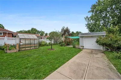 5608 Stickney Avenue, Loveland, OH 44144 - Photo 20