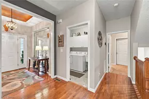 5124 Autumnwood Ln, Brunswick, OH 44212 - Photo 6