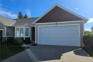 979 Bristol Dr, Akron, OH 44312 - Photo 1