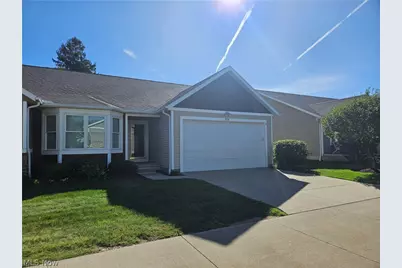 979 Bristol Drive, Akron, OH 44312 - Photo 2