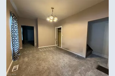 1429 Putnam Avenue, Zanesville, OH 43701 - Photo 8