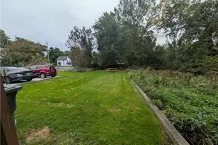 1881 Manchester Rd, Akron, OH 44314 - Photo 38