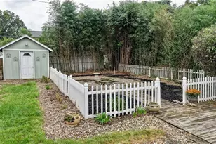364 Clinton Ave, Akron, OH 44301 - Photo 10
