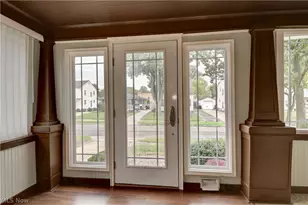 364 Clinton Ave, Akron, OH 44301 - Photo 24