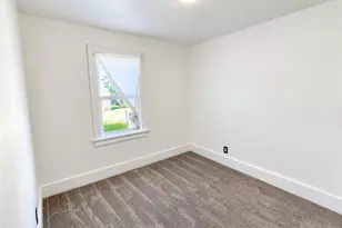 1034 Clay St, Akron, OH 44301 - Photo 6
