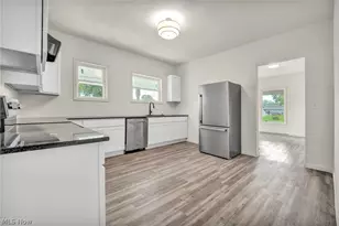 530 Mishler Rd, Mogadore, OH 44260 - Photo 4