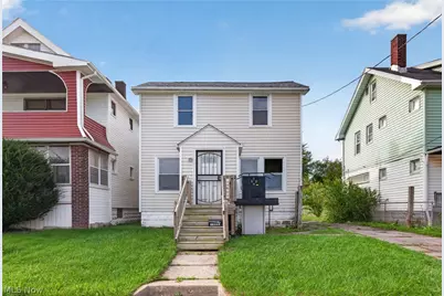 11812 Angelus Avenue, Loveland, OH 44105 - Photo 1