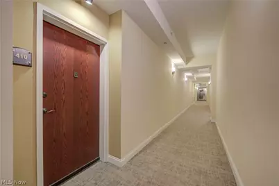 16800 Van Aken Boulevard #410, Huber Heights, OH 44120 - Photo 6