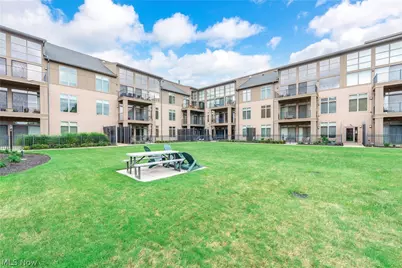 16800 Van Aken Boulevard #410, Huber Heights, OH 44120 - Photo 46