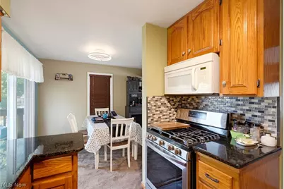 2630 Oakview Street NW, Massillon, OH 44646 - Photo 12