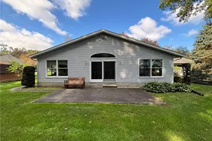10790 Wilma Ave NE, Alliance, OH 44601 - Photo 8