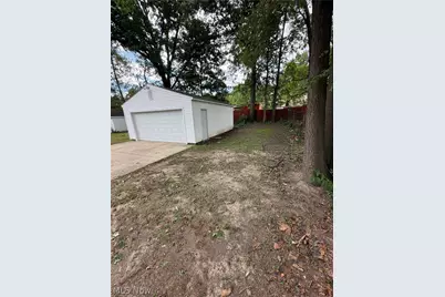 1024 Mercer Avenue, Akron, OH 44320 - Photo 6