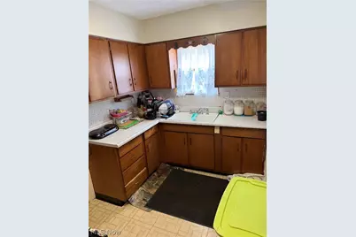 1024 Mercer Avenue, Akron, OH 44320 - Photo 10