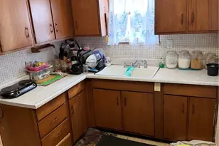1024 Mercer Ave, Akron, OH 44320 - Photo 10