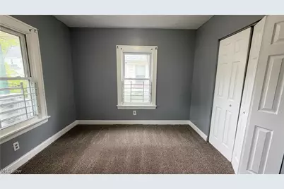 10404 Grandview Avenue, Loveland, OH 44104 - Photo 8