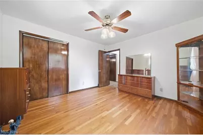 18328 Haskins Road, Chagrin Falls, OH 44023 - Photo 20