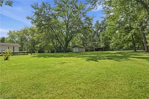 18328 Haskins Rd, Chagrin Falls, OH 44023 - Photo 32