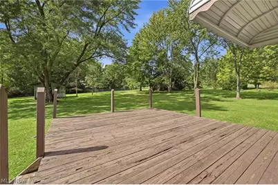 18328 Haskins Road, Chagrin Falls, OH 44023 - Photo 30