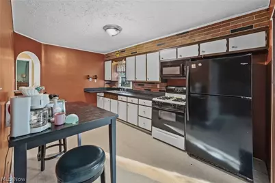 345 E Simpson Street, Alliance, OH 44601 - Photo 28