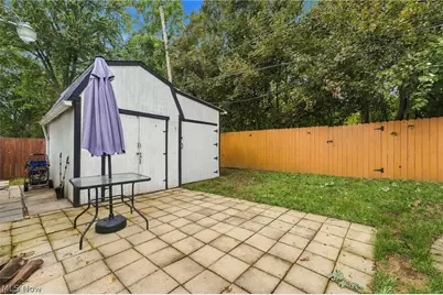 191 Woodhill Drive, Amherst, OH 44001 - Photo 32