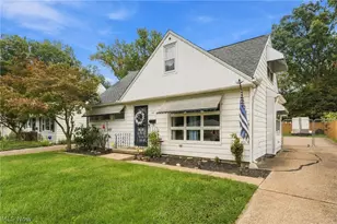 191 Woodhill Dr, Amherst, OH 44001 - Photo 2