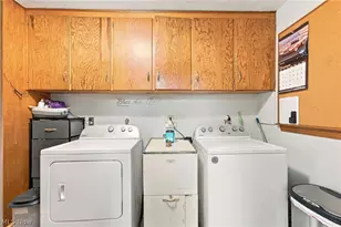 191 Woodhill Dr, Amherst, OH 44001 - Photo 12
