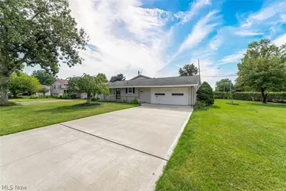 6117 Yorktown Road, Lorain, OH 44053 - Photo 4