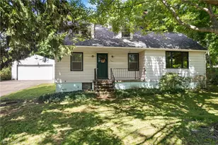 353 Southeast Ave, Tallmadge, OH 44278 - Photo 2