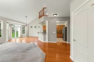 33278 Ambleside Dr, Avon Lake, OH 44012 - Photo 14