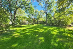 34357 White Rd, Willoughby Hills, OH 44092 - Photo 24