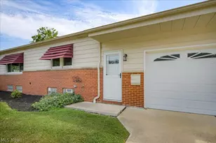 32204 Glen Arden Dr, Willowick, OH 44095 - Photo 4