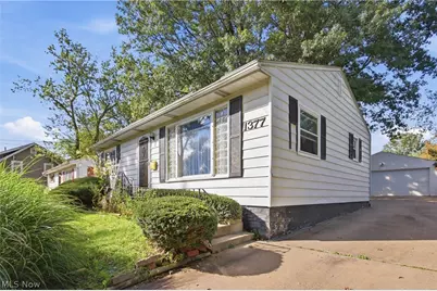 1377 Chippewa Avenue, Akron, OH 44305 - Photo 2