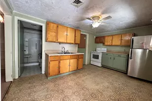 11970 Easton St NE, Alliance, OH 44601 - Photo 16