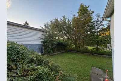 418 E Laclede Avenue, Youngstown, OH 44507 - Photo 18