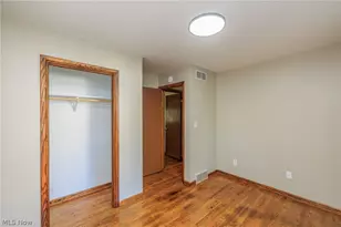 358 Washington Ave, Barberton, OH 44203 - Photo 20