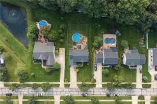 9192 Stonebriar Ln, North Ridgeville, OH 44039 - Photo 2