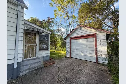 426 E Laclede Avenue, Youngstown, OH 44507 - Photo 14