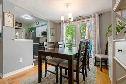 7300 Chatham Court #23, Northfield, OH 44067 - Photo 8