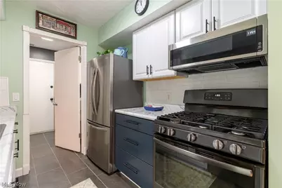 7300 Chatham Court #23, Northfield, OH 44067 - Photo 10