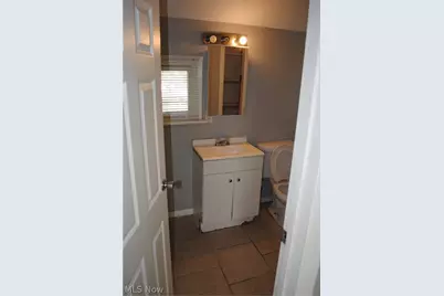 3791 W 38th Street, Loveland, OH 44109 - Photo 6
