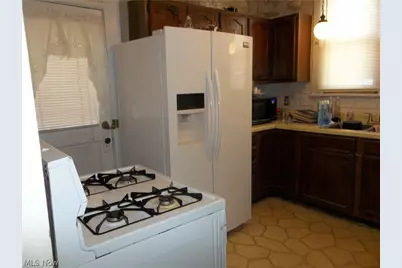 908 Ohio Street, Zanesville, OH 43701 - Photo 4