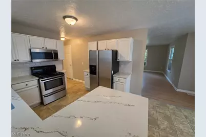 17409 Chagrin Boulevard, Huber Heights, OH 44120 - Photo 14